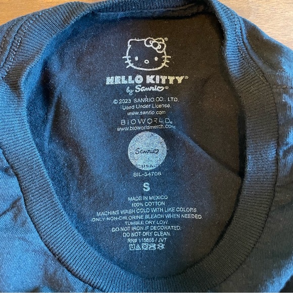 NWOT Hello Kitty by Sanrio Shirt | Hello Kitty Town Design - Picture 3 of 3